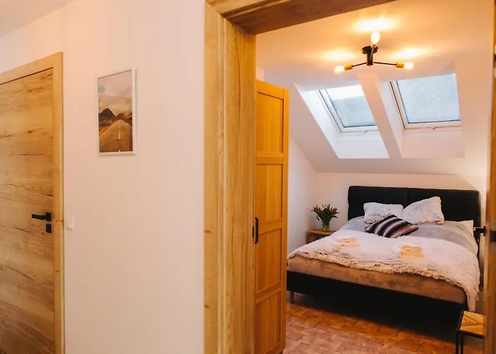 'okno Z Widokiem' فيسلا